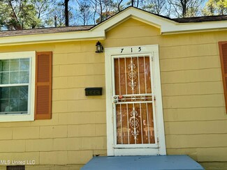 715 Woodbury Rd, Jackson, MS 39206