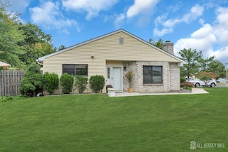 45 Victory Ct, Old Bridge, NJ 08857