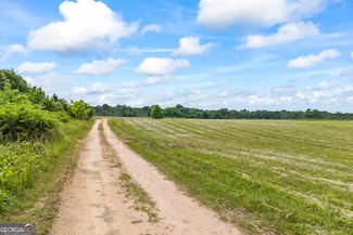 432 Airport Rd, Canon, GA 30520