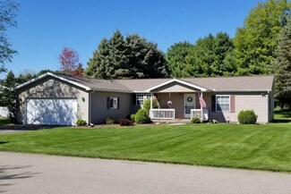7749 Sunset Shores Dr, Stanwood, MI 49346