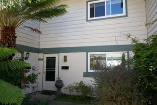 1314 Terra Nova Blvd, Pacifica, CA 94044