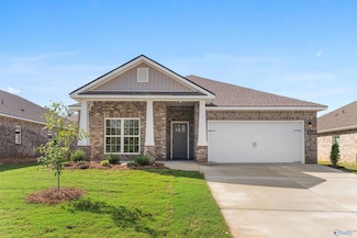 328 Creek Grove Ave, New Market, AL 35761