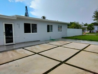 10381 SW 32nd St, Miami, FL 33165