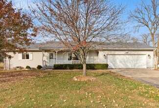 6040 Plains Rd, Eaton Rapids, MI 48827