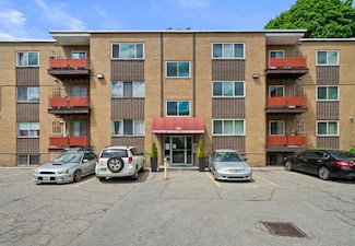 116 Bradlee St Unit 3, Hyde Park, MA 02136