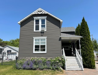 815 W Washington Ave, Alpena, MI 49707