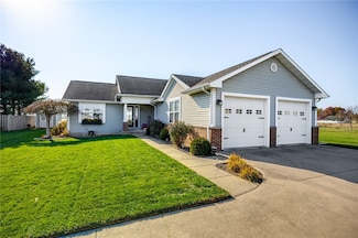 2400 Cumberland Ct, Effingham, IL 62401