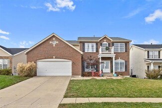 907 Forbes Dr, Waterloo, IL 62298