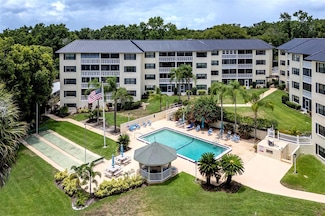 101 N Grandview St Unit 306, Mount Dora, FL 32757