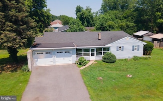 311 Bayard St, Delaware City, DE 19706