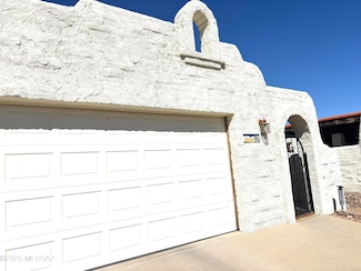 341 E Via Terrenal, Green Valley, AZ 85614