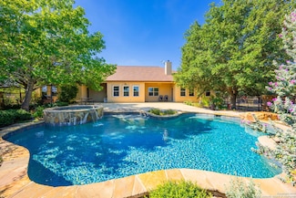 377 Waterstone Pkwy, Boerne, TX 78006