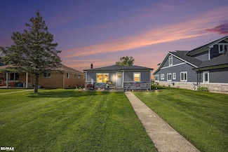 5227 Pointe Tremble Rd, Algonac, MI 48001