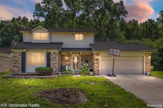 6322 Clarendon Dr, Canton, MI 48187