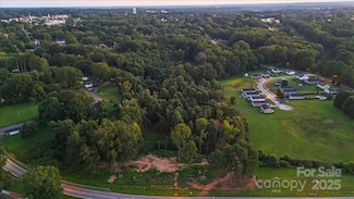 501 Providence Rd, Gaffney, SC 29341