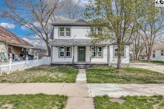 224 W 15th Ave, Hutchinson, KS 67501