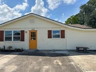340 Azalea Dr, Westwego, LA 70094