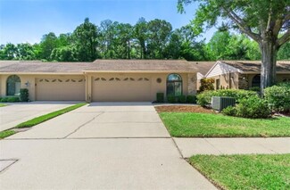 4042 Salem Square Pkwy, Palm Harbor, FL 34685