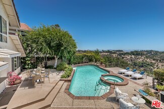 2820 Angelo Dr, Los Angeles, CA 90077