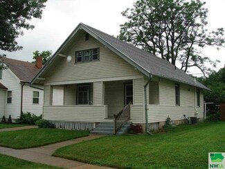 4023 Van Buren St, Sioux City, IA 51108