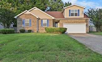 1633 Cedar Springs Cir, Clarksville, TN 37042