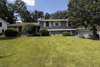 5043 Overlook Cir, Bloomington, MN 55437