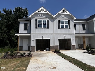 200 Cowlily Ct, Smithfield, NC 27577
