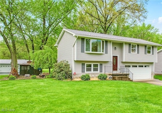 804 Cynthia Ct, Niles, OH 44446