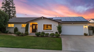 1566 W Palo Alto Ave, Fresno, CA 93711