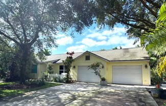 14344 North Rd, Loxahatchee, FL 33470