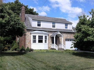 2111 Center St, Bethlehem, PA 18017