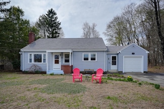 43 Cape Rd, Mendon, MA 01756