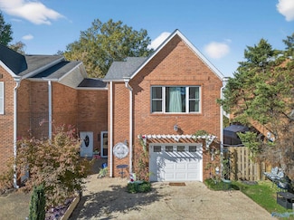 104 Charleston Way, Trussville, AL 35173