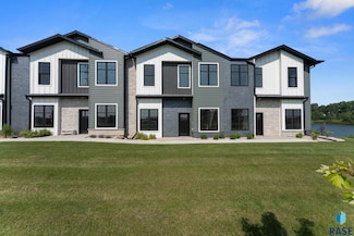 106 N Bryggen Place, Sioux Falls, SD 57107