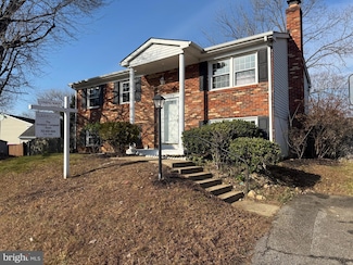 5242 Midway Ct, Woodbridge, VA 22193