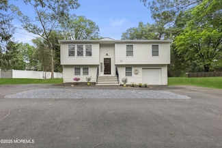 741 Lakehurst Ave, Jackson, NJ 08527