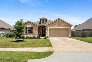 506 Moore St, Richwood, TX 77531