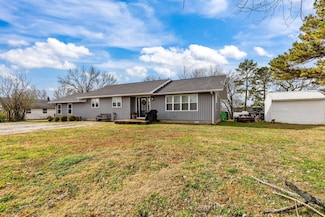 1514 E Highway Ff, Ava, MO 65608