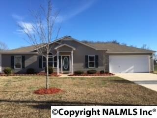 342 Earnhardt Dr, New Market, AL 35761