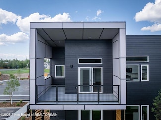 138 Larkspur Ave Unit 402, Victor, ID 83455