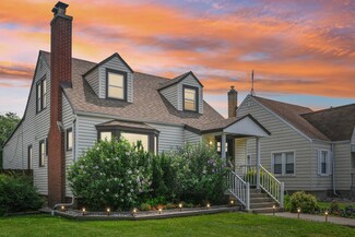 3849 N Pioneer Ave, Chicago, IL 60634