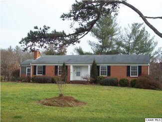 662 Old Roseland Rd, Roseland, VA 22967