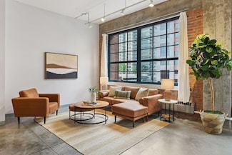 250 Park Ave Unit 606, Minneapolis, MN 55415