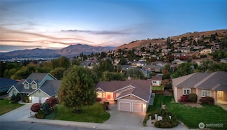 625 Briarwood Dr, East Wenatchee, WA 98802