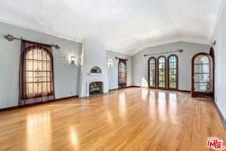 1028 Meadowbrook Ave Unit 230, Los Angeles, CA 90019