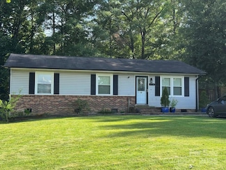 212 E Texas Ave, Bessemer City, NC 28016