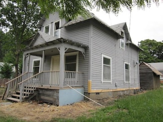 1723 SE Mill St, Roseburg, OR 97470