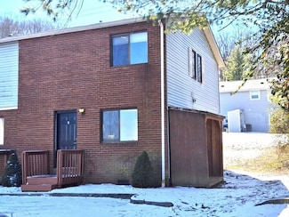 315 Clement St, Radford, VA 24141