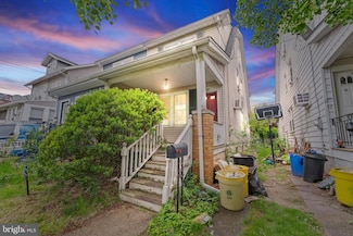 40 Reed Ave, Trenton, NJ 08610