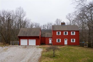 5828 Fairland Rd, Clinton, OH 44216